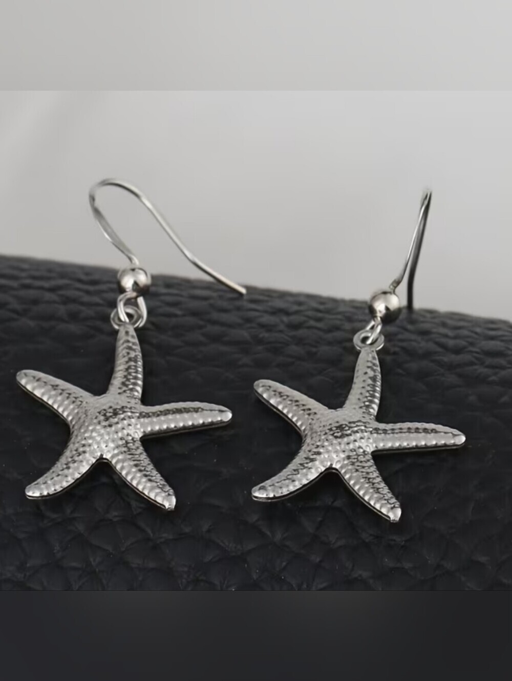 Silver Starfish Necklace and Earrings Set - Women Jewelry - Picture 2 of 4